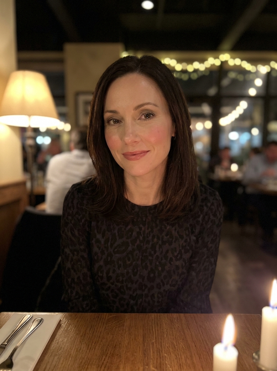 Neutral Date Night Makeup als Elena Gilbert Makeup Inspiration 2026